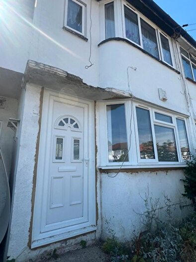 1 Bedroom Maisonette To Rent In Lancaster Avenue, Slough, SL2
