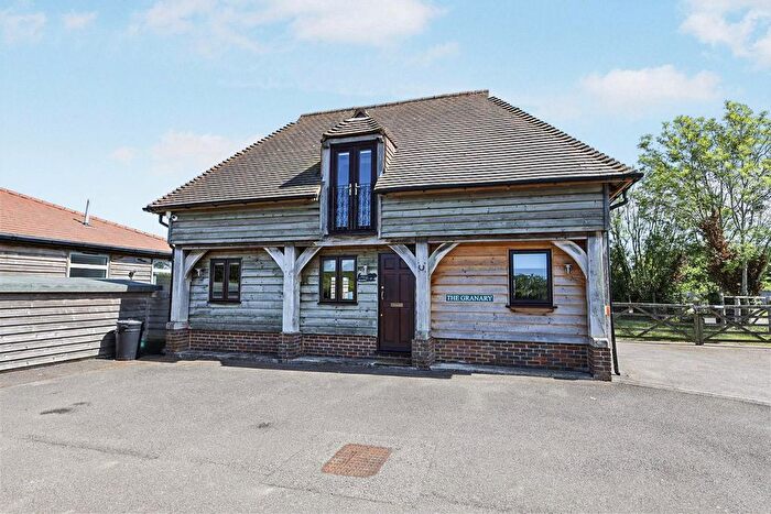 1 Bedroom Detached House To Rent In Shoreham Lane, Halstead, Sevenoaks, TN14