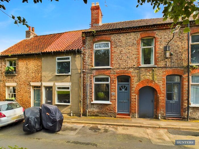 3 Bedroom Terraced House To Rent In Church Lane, Driffield, YO25