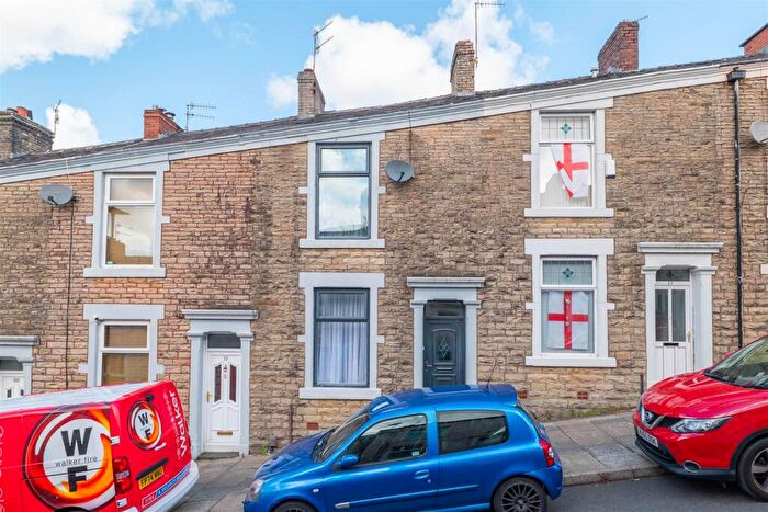 3 Bedroom Terraced House For Sale In Snape Street, Darwen, BB3