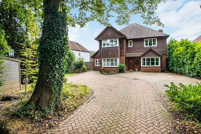 4 Bedroom Detached House For Sale In Folders Lane, Burgess Hill, West Sussex, RH15