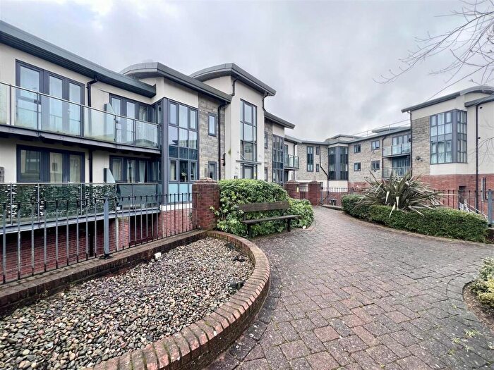 1 Bedroom Apartment For Sale In Dunthorne Way, Grange Farm, Milton Keynes, MK8