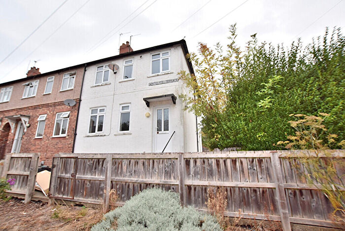 3 Bedroom End Of Terrace House For Sale In Whitcliffe Terrace, Richmond, DL10