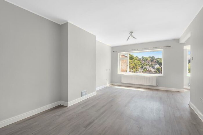 4 Bedroom Semi-Detached House To Rent In Mayhew Crescent, Buckinghamshire, HP13