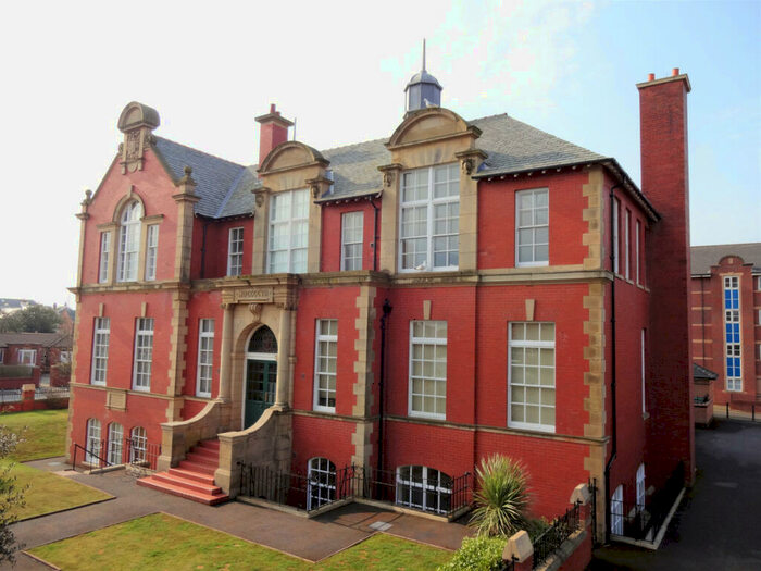 1 Bedroom Apartment To Rent In College Court Clifton Drive Street, Annes, FY8