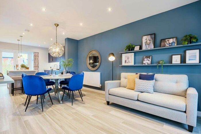 4 Bedroom Detached House For Sale In Cooks Lane, Southbourne, Emsworth, PO10