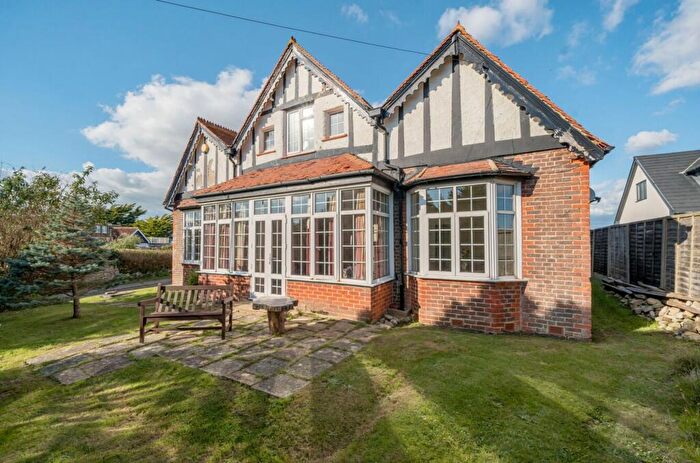 4 Bedroom Detached House For Sale In West Street, Selsey, PO20