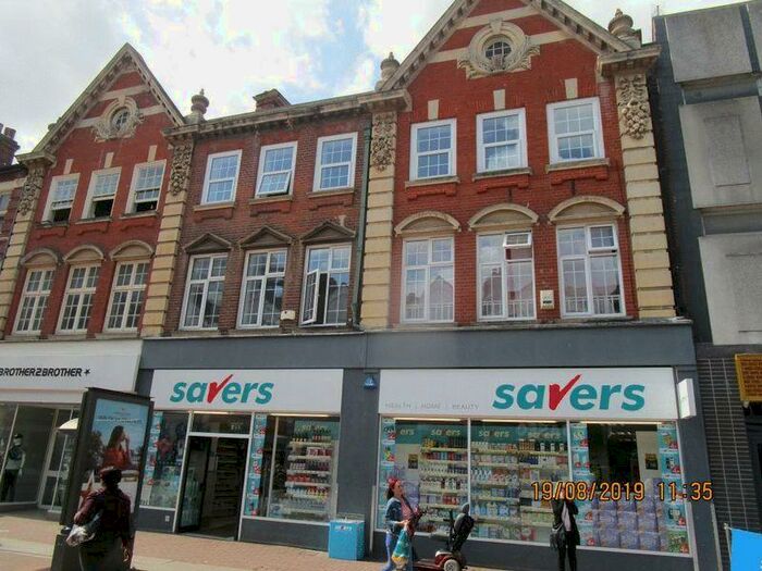 1 Bedroom Flat To Rent In High Street, Southend-On-Sea, SS1