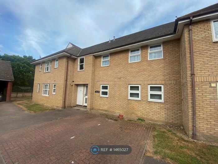 1 Bedroom Flat To Rent In Hanbury Gardens, Highwoods, Colchester, CO4