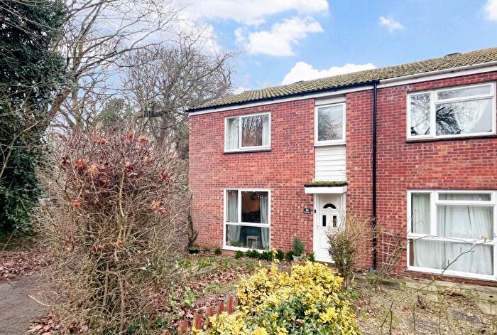 3 Bedroom End Of Terrace House For Sale In Grange Walk, Bury St Edmunds, Suffolk, IP33