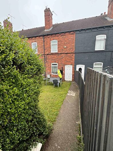 3 Bedroom Terraced House To Rent In Field Drive, Shirebrook, Mansfield, NG20