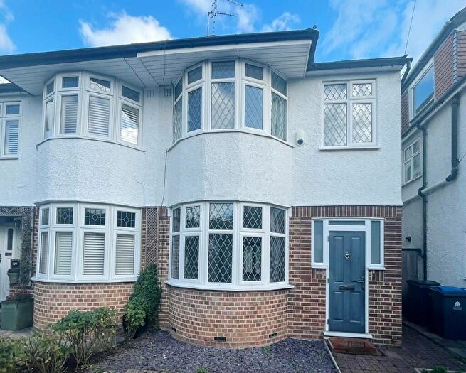 5 Bedroom Semi-Detached House To Rent In Tudor Drive, London, KT2