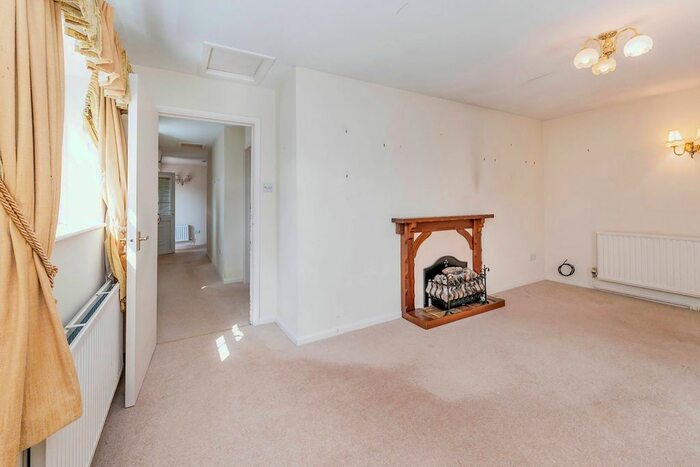 2 Bedroom Detached Bungalow For Sale In Church Street, Harlaxton, Grantham, NG32