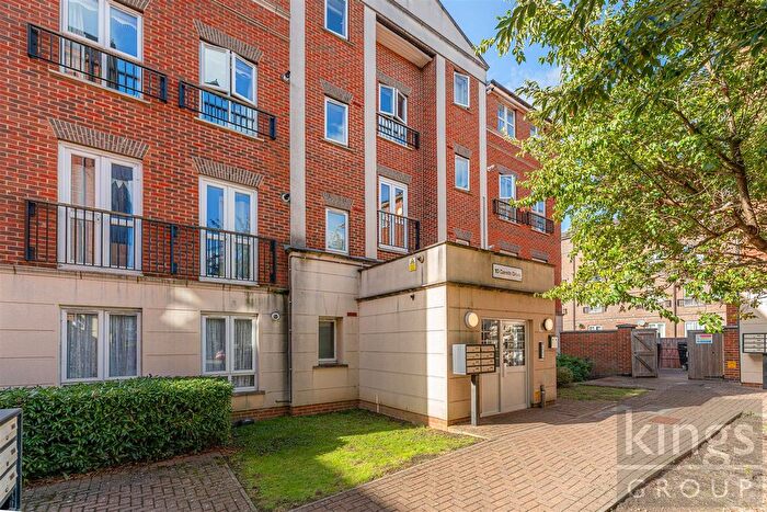 2 Bedroom Flat For Sale In Gareth Drive, London, N9