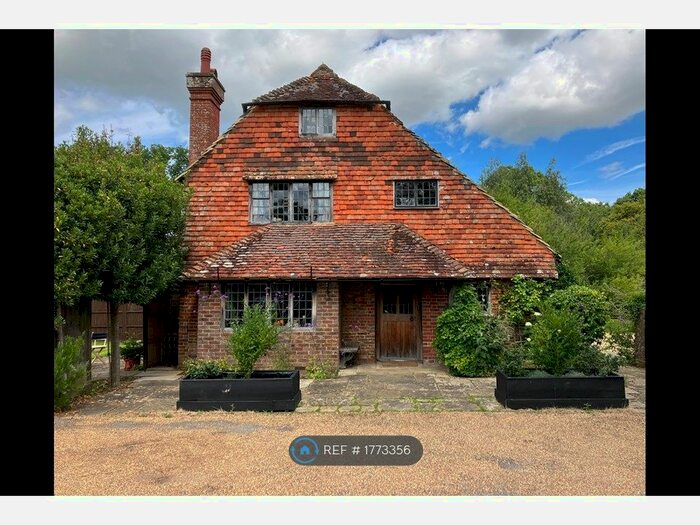 3 Bedroom Semi-Detached House To Rent In Dunsfold, Godalming, GU8