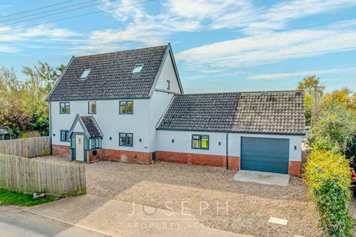 5 Bedroom Detached House For Sale In Main Road, Hemingstone, IP6