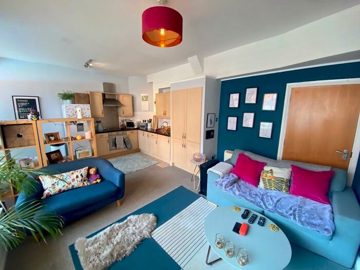 1 Bedroom Apartment To Rent In Charles House, Park Row, Nottingham City Centre, NG1