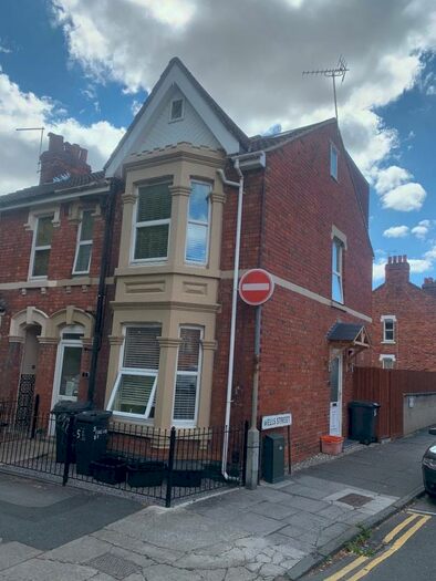 1 Bedroom Flat To Rent In Euclid Street, Swindon, SN1