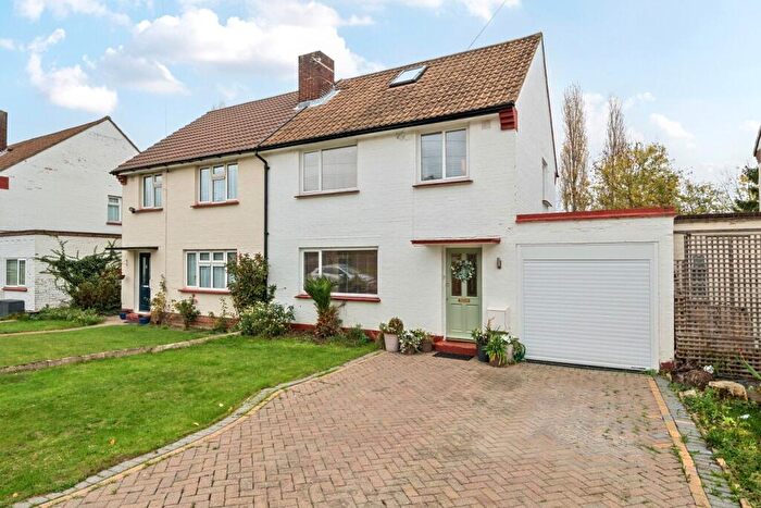 3 Bedroom Semi Detached House For Sale In Imperial Way, Chislehurst, BR7