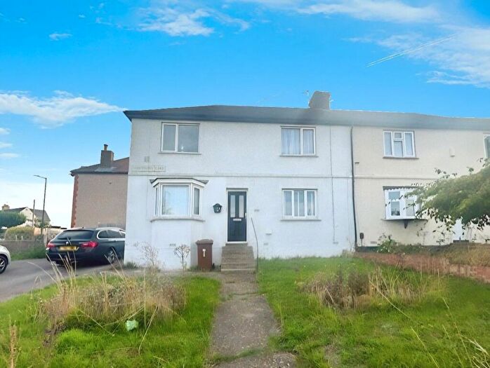 1 Bedroom Flat To Rent In Hawthorn Road, Rochester, Kent, ME2