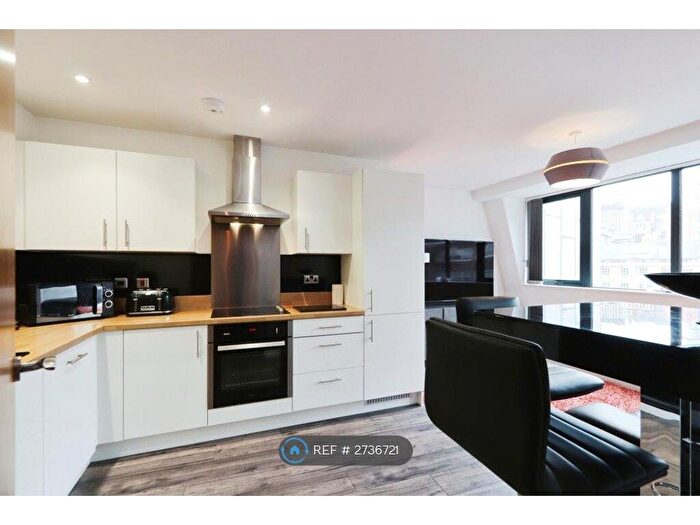 2 Bedroom Flat To Rent In Queens House, Sheffield, S1