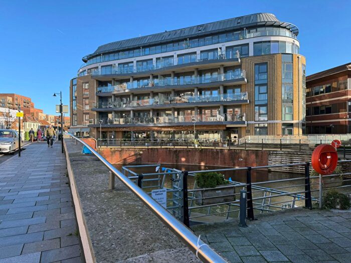 2 Bedroom Flat For Sale In Apartment, The Picturehouse, Bridge Avenue, Maidenhead, Berkshire, SL6