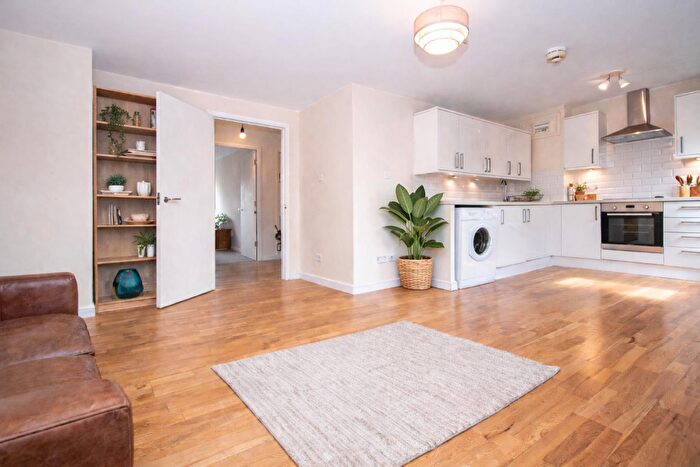 2 Bedroom Apartment To Rent In Cremer Street, London, E2