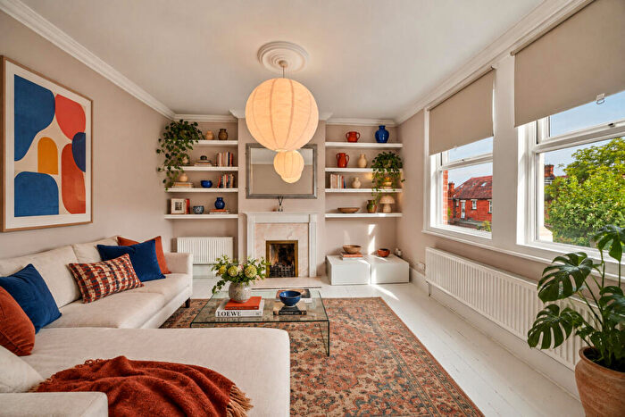 2 Bedroom Apartment For Sale In Welldon Crescent, London, HA1
