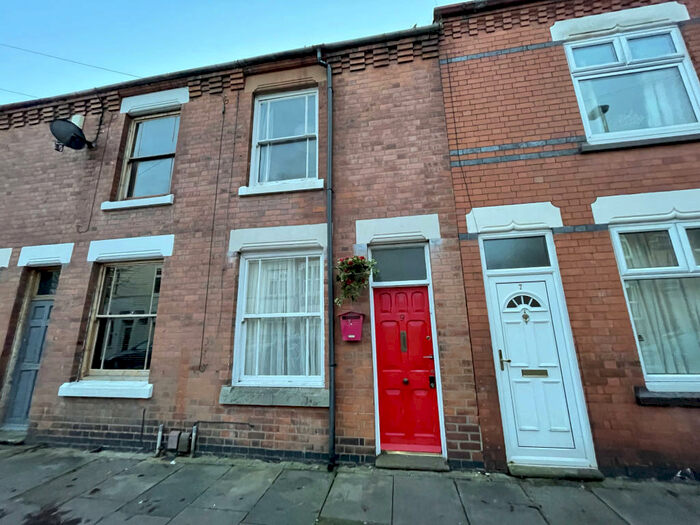 2 Bedroom Terraced House To Rent In Oxford Road, Clarendon Park, Leicester, LE2