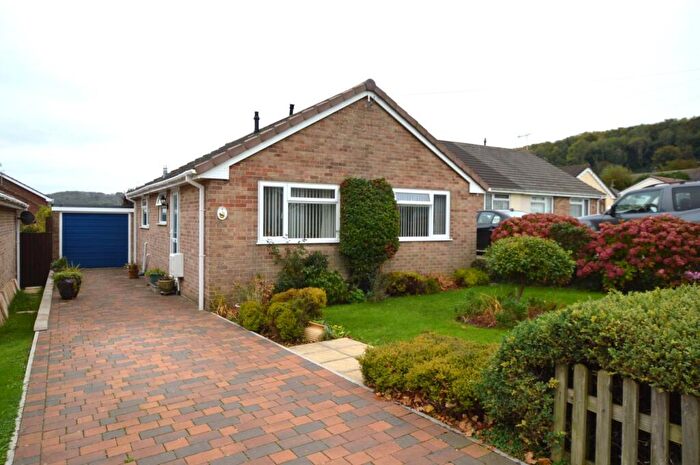 2 Bedroom Bungalow For Sale In Springfield Gardens, Banwell, BS29