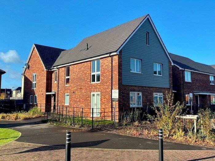 2 Bedroom Apartment To Rent In Valdez House, Abbotswood Common Road, Romsey, SO51