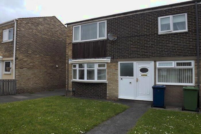 3 Bedroom Property To Rent In Masefield Drive, South Shields, NE34