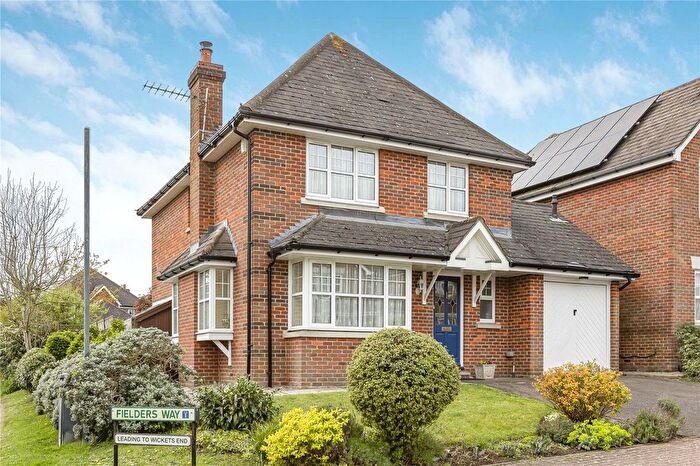 4 Bedroom Detached House For Sale In Fielders Way, Shenley, Radlett, Hertfordshire, WD7