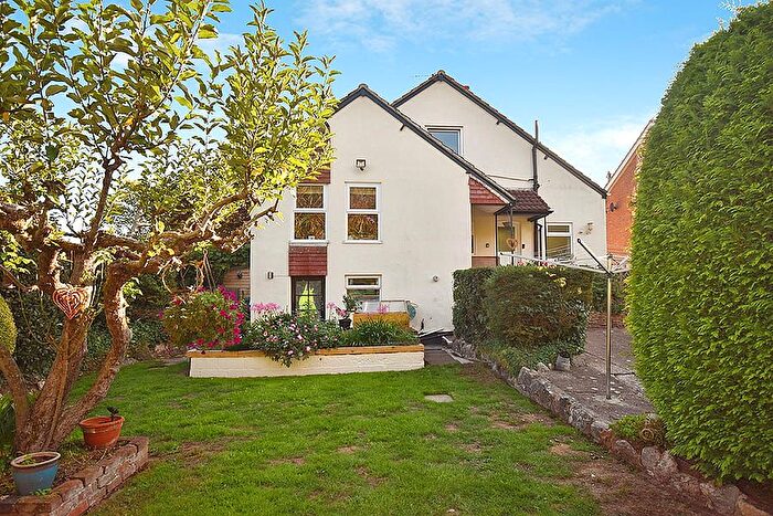 5 Bedroom Detached House For Sale In Roseland Crescent, Heavitree, Exeter, EX1