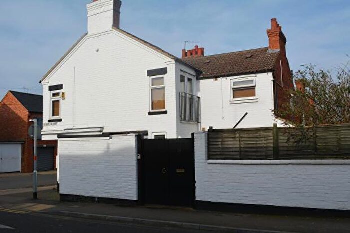 1 Bedroom Apartment To Rent In Cowper Terrace, Northampton, NN2