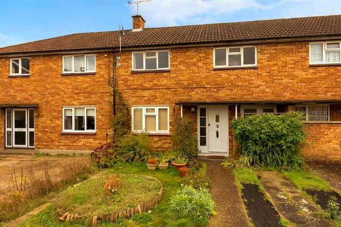 3 Bedroom Terraced House To Rent In Hampden Place, Frogmore, St Albans, AL2