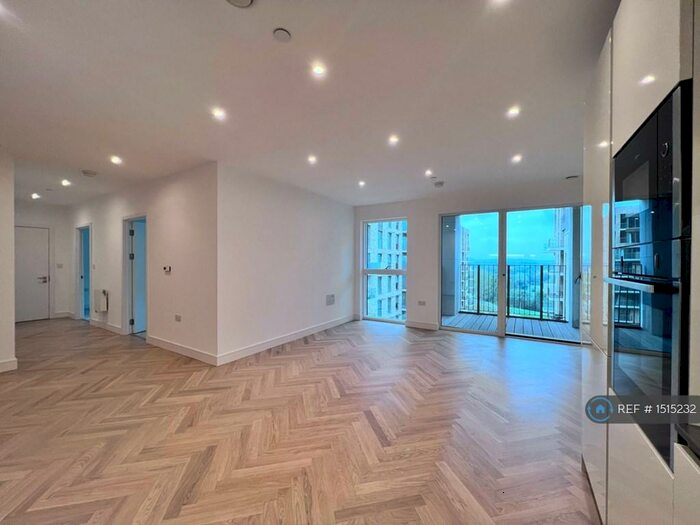 2 Bedroom Flat To Rent In Birch House, London, SE3