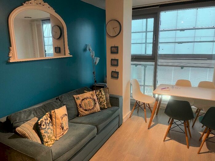 2 Bedroom Apartment To Rent In Worcester Street, Birmingham, B2