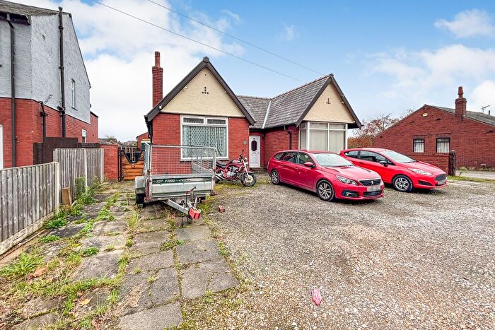 1 Bedroom Bungalow For Sale In Walnut Avenue, Wigan, WN1