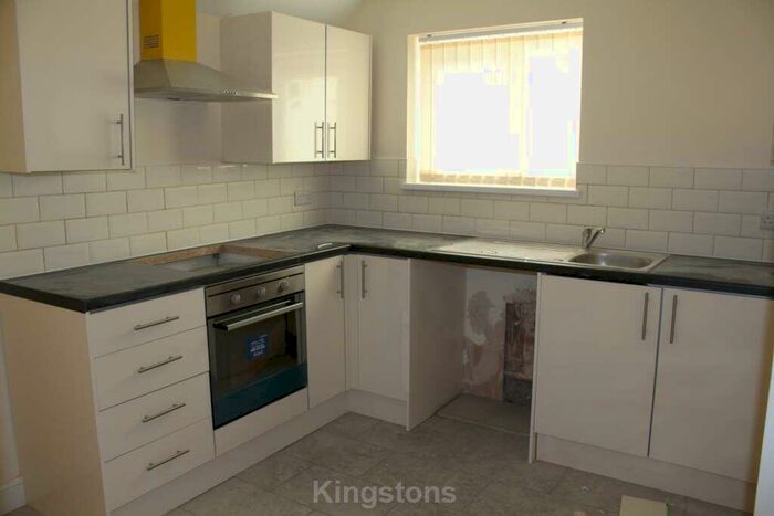2 Bedroom Flat To Rent In Keppoch Street, Roath, Cardiff, CF24