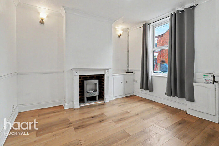 4 Bedroom End Of Terrace House For Sale In Campbell Street, Nottingham, NG16