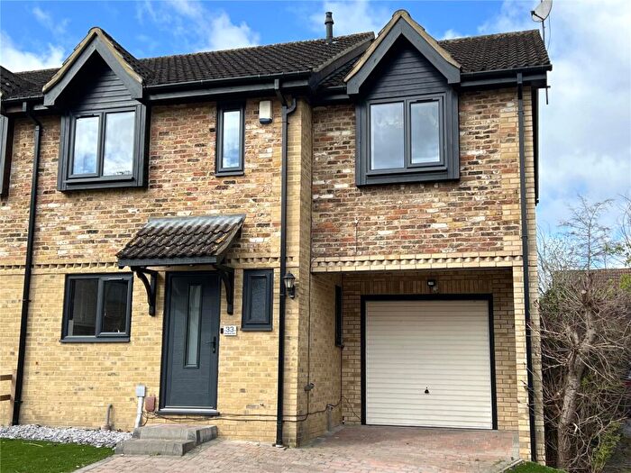 4 Bedroom Semi-Detached House To Rent In Shorland Oaks, Bracknell, Berkshire, RG42