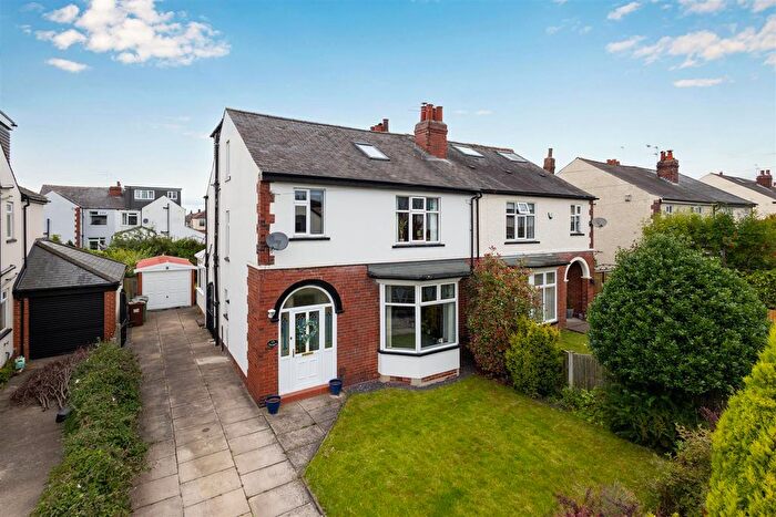 4 Bedroom Semi-Detached House To Rent In The Drive, Crossgates, Leeds, LS15