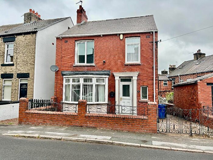 3 Bedroom Detached House For Sale In The Walk, Birdwell, Barnsley, S70