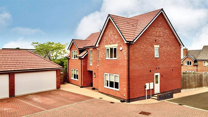 5 Bedroom Detached House For Sale In Avocet Close, Nanpantan, Loughborough, LE11