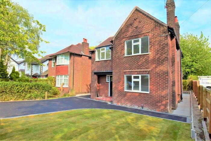 4 Bedroom Detached House To Rent In Bramhall Lane South, Bramhall, SK7