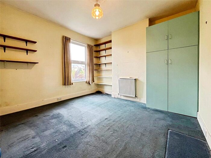 3 Bedroom End Of Terrace House For Sale In Elibank Road, London, SE9