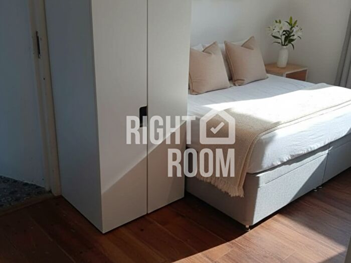 Studio To Rent In Studio Apartment, Paynes Road, SO15