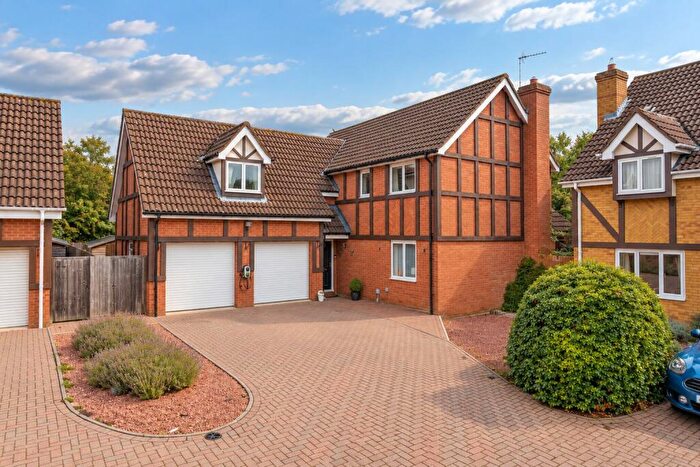 5 Bedroom Detached House For Sale In St. Ives, Cambridgeshire, PE27