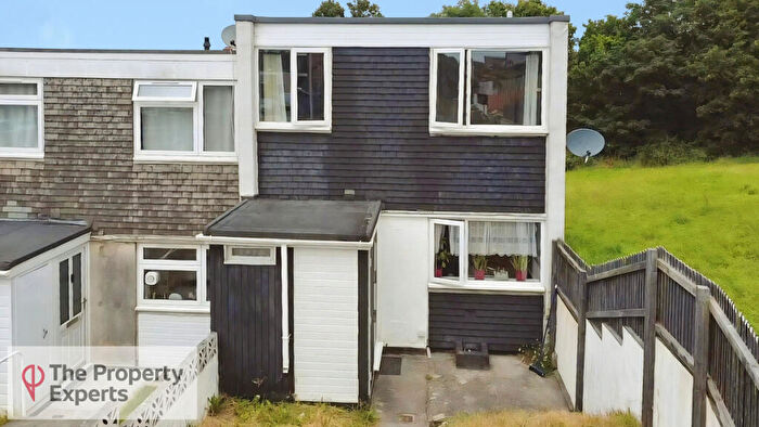 3 Bedroom End Of Terrace House For Sale In Saunders Walk, Plymouth, PL6